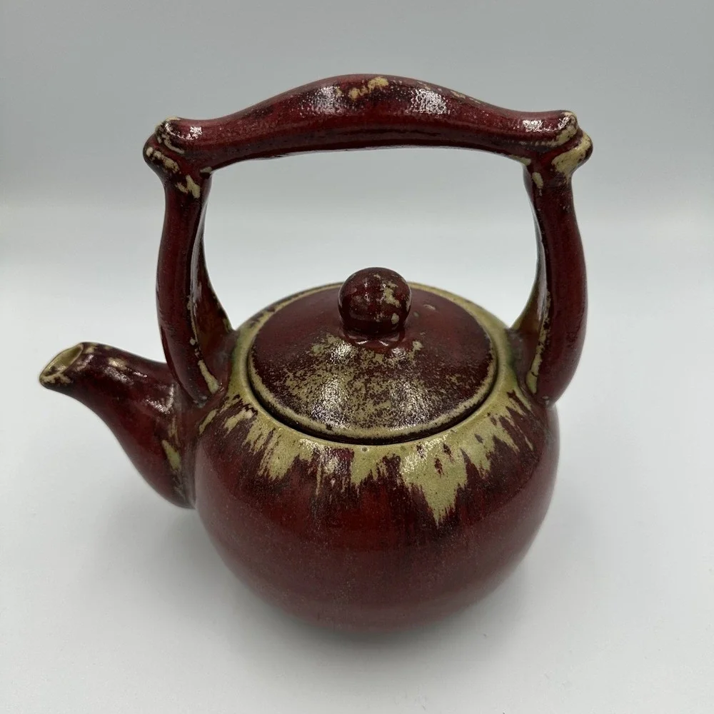 Designpac Ceramic Teapot Red Glaze Rustic Vtg Unique Collectible Signed A24A42‎